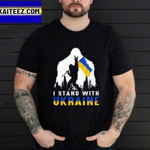 Bigfoot Stand With Ukraine Gifts T-Shirt