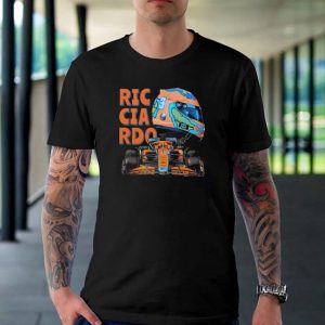 Daniel Ricciardo Helmet 2022 McLaren Unisex T-shirt
