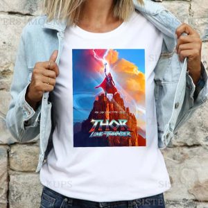 Thor Love And Thunder Poster Bassic T-shirt