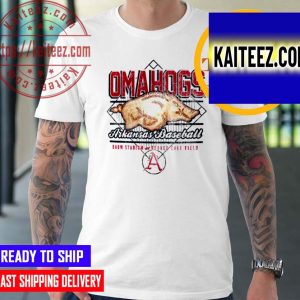 Arkansas Razorbacks White Omahogs Plate Basic T-Shirt
