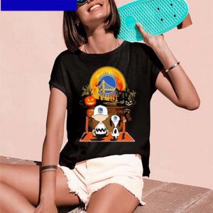 Official GSW Snoopy and Charlie Brown Pumpkin Halloween Moon T-Shirt