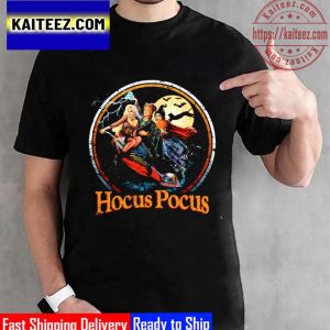Retro Hocus Pocus Disney Witch Sanderson I Smell Children Vintage T-Shirt