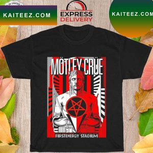 Motley Cleveland  The Stadium Tour T-shirt