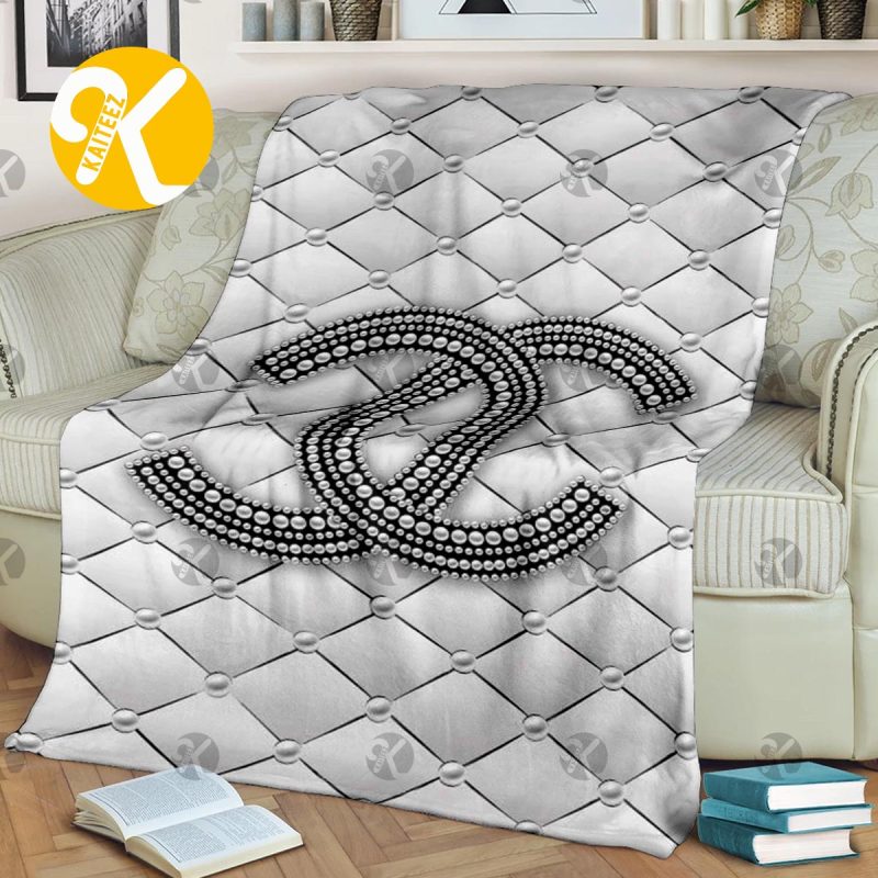 Chanel All Scences Of Chanel Blanket - Kaiteez