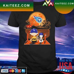 Official charlie Brown And Snoopy Watching Washington Redskins Halloween T-shirt
