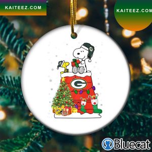 Snoopy Green Bay Packers NFL Christmas 2022 Christmas Ornament