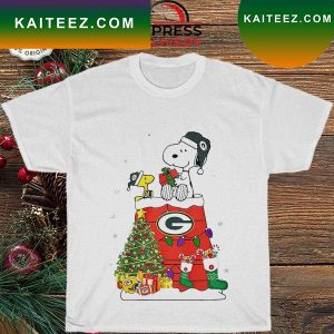 Snoopy green bay packers nfl football T-shirt