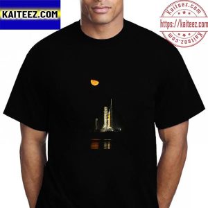 Artemis Launch To The Moon Vintage T-Shirt