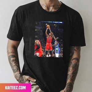 DeMar DeRozan Chicago Bulls 15 Points In The 3rd Quarter Alone Fan Gifts T-Shirt