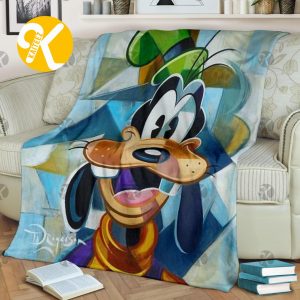 Disney Funny Goofy Colorful Artwork Christmas Throw Blanket