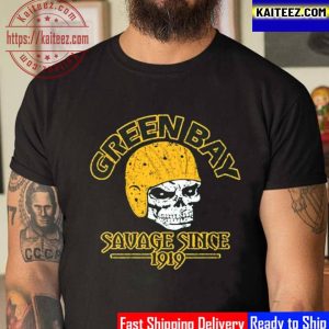 Green Bay Football Skull Savage Since 1919 Vintage T-Shirt