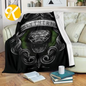Harry Potter Slytherin Snake Badge In Black Background Throw Fleece Blanket