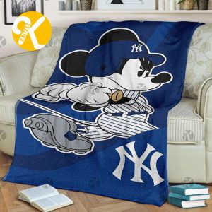 Mickey Mouse Newyork Yankees MLB Team Baseball In Blue Christmas Throw Fleece Blanket