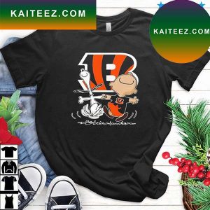 NFL Cincinnati Bengals Charlie Brown Snoopy Dancing T-Shirt