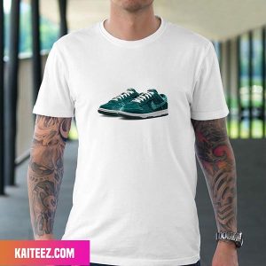 Nike Dunk Low Green Velvet Fan Gifts T-Shirt