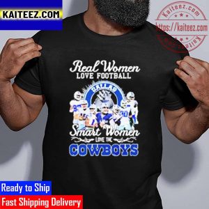 Real Women Love Football Smart Women Love The Cowboys Team Signatures Vintage T-Shirt
