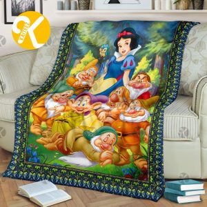 Vintage Disney Princess Snow White and 7 Dwarfs Poster Cute Throw Blanket