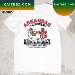 Cincinnati Bearcats Vs. Arkansas Razorbacks Game Day 2022 T-shirt
