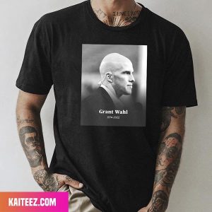 Grant Wahl One Of The Most Well Known Soccer Writers In US Rest In Peace 1974 – 2022 Fan Gifts T-Shirt