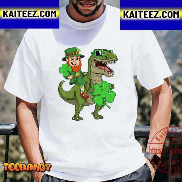 St Patricks Day Leprechaun Riding T Rex Funny Dino Vintage T-Shirt