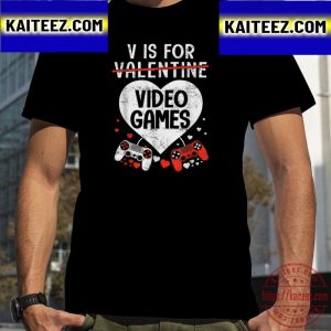 V Is For Video Games Funny Valentines Day Vintage T-Shirt