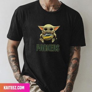 Green Bay Packers Baby Yoda Is A Green Bay Packers Fan Unique T-Shirt