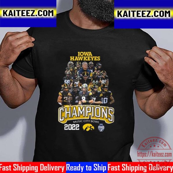 Iowa Hawkeyes Champions Music City Bowl 2022 Vintage T-Shirt