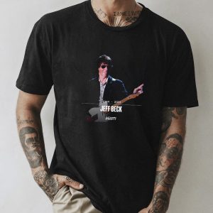 Jeff Beck Among The Most Innovative of’ 60s Guitar Heroes Has Passed Away RIP 1944 – 2023 Premium T-Shirt