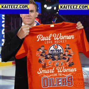 Real Women Love Hockey Smart The Oilers Vintage T-Shirt