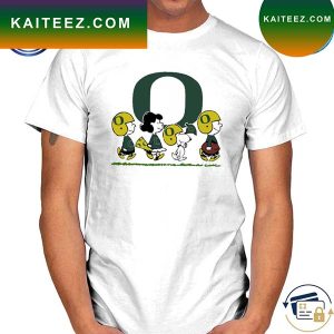 Snoopy The Peanuts Cheer For The Oregon Ducks NCAA T-Shirt