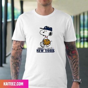 Snoopy x New York Yankees MLB Team Style T-Shirt