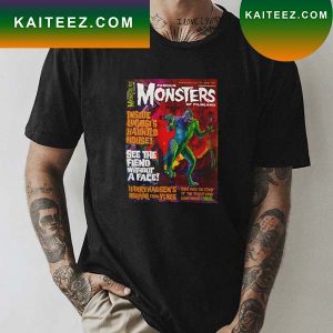 YET ANOTHER GREAT VINTAGE FAMOUS MONSTERS MAGAZINE COVERClassic T-Shirt