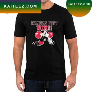 Charlie and Snoopy Kansas City Chiefs Win Super Bowl LVII T-shirt