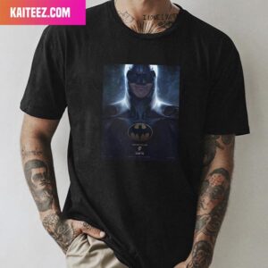 First Poster For Michael Keaton as Batman In The Flash DC Comics Style T-Shirt