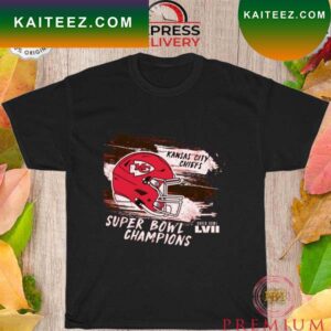 Helmet Kansas City Chiefs Super Bowl LVII Champions T-shirt