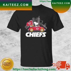 Kansas City Chiefs Snoopy And Woodstock Skyline T-shirt