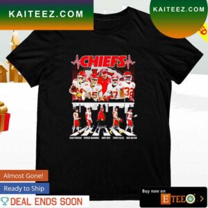 Kansas City Chiefs heartbeat team mirror walk signatures T-shirt