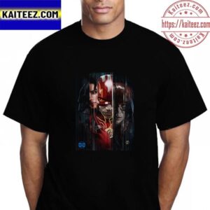 The Flash Worlds Collide With This Multiverse Of Madness Style Poster Vintage T-Shirt