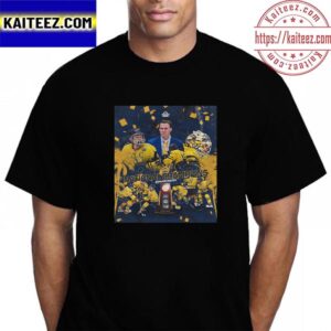 Quinnipiac Mens Ice Hockey 2023 National Champions Vintage T-Shirt