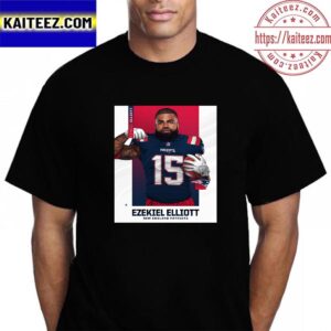 Former Cowboys RB Ezekiel Elliott Signed New England Patriots Vintage T-Shirt