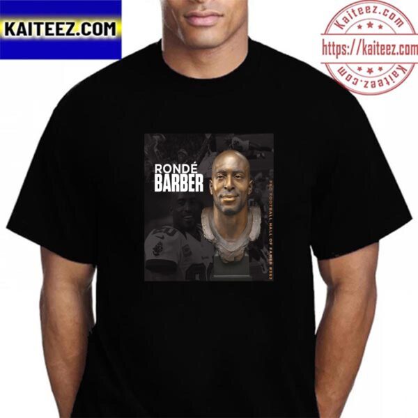 The Bronze Bust Of Hall Of Famer 363 For Ronde Barber Of Tampa Bay Buccaneers Vintage t-Shirt