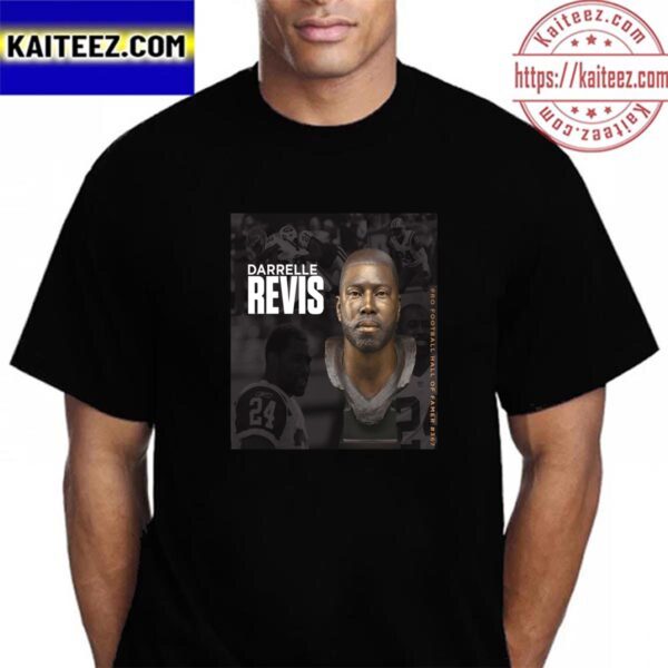 The Bronze Bust Of Hall Of Famer 367 For Darrelle Revis Of New York Jets Vintage t-Shirt