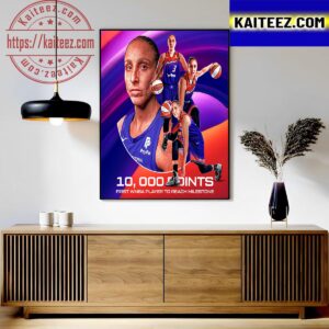 The First Player In WNBA History To Reach 10000 Career Points Is Diana Taurasi Wall Decor Poster Canvas