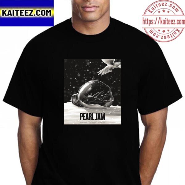 Pearl Jam Concert Poster For Pearl Jam In St Paul Minnesota September 2 2023 Vintage T-Shirt