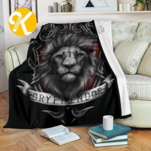 Harry Potter Gryffindor Lion Badge In Black Background Sherpa Throw Blanket