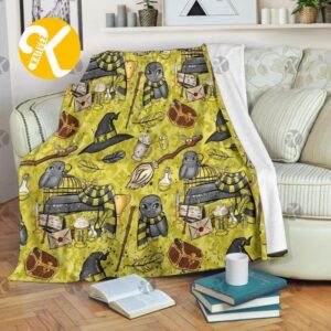 Harry Potter Hufflepuff Hogwarts Magic Stuff All Over Printed Throw Fleece Blanket