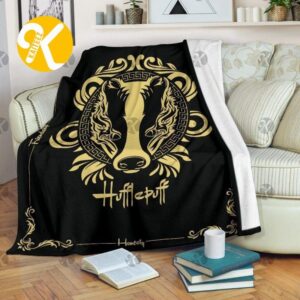 Harry Potter Vintage Hufflepuff Golden Ratel Badge In Black Throw Fleece Blanket