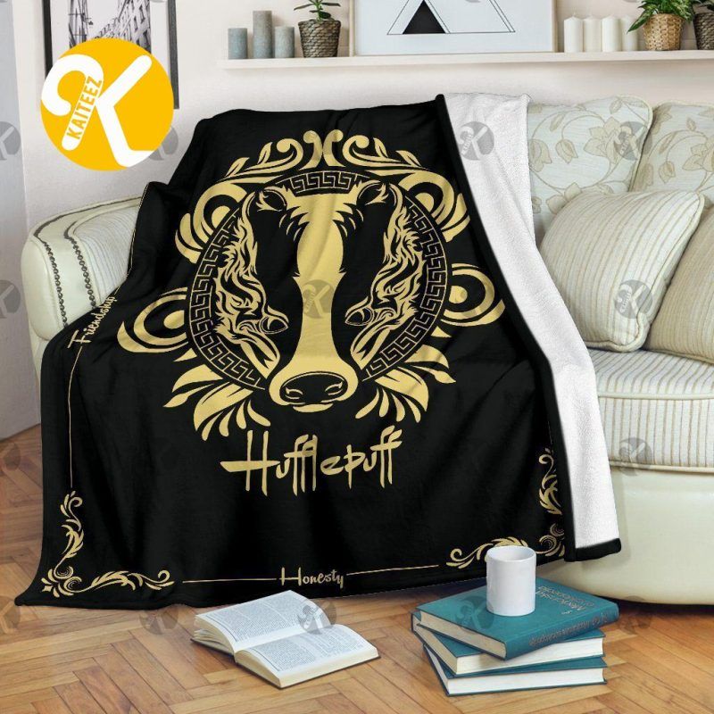 Harry Potter Vintage Hufflepuff Golden Ratel Badge In Black Throw Fleece Blanket Harry Potter Vintage Hufflepuff Golden Ratel Badge In Black Throw Fleece Blanket