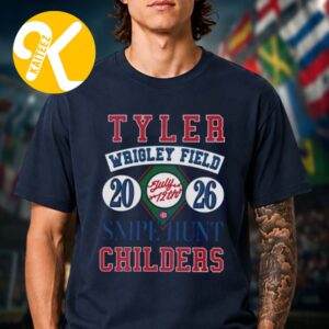 Tyler Childers Chicago IL Event Tee At Wrigley Field In Chicago IL On July 12 2026 Navy Unisex T-Shirt