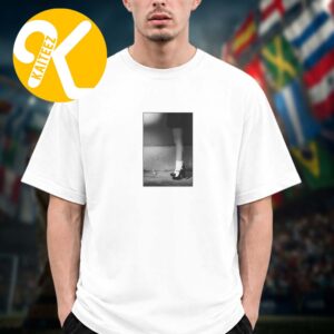 Ariana Grande Merch Petal In The Pavement Unisex T-Shirt